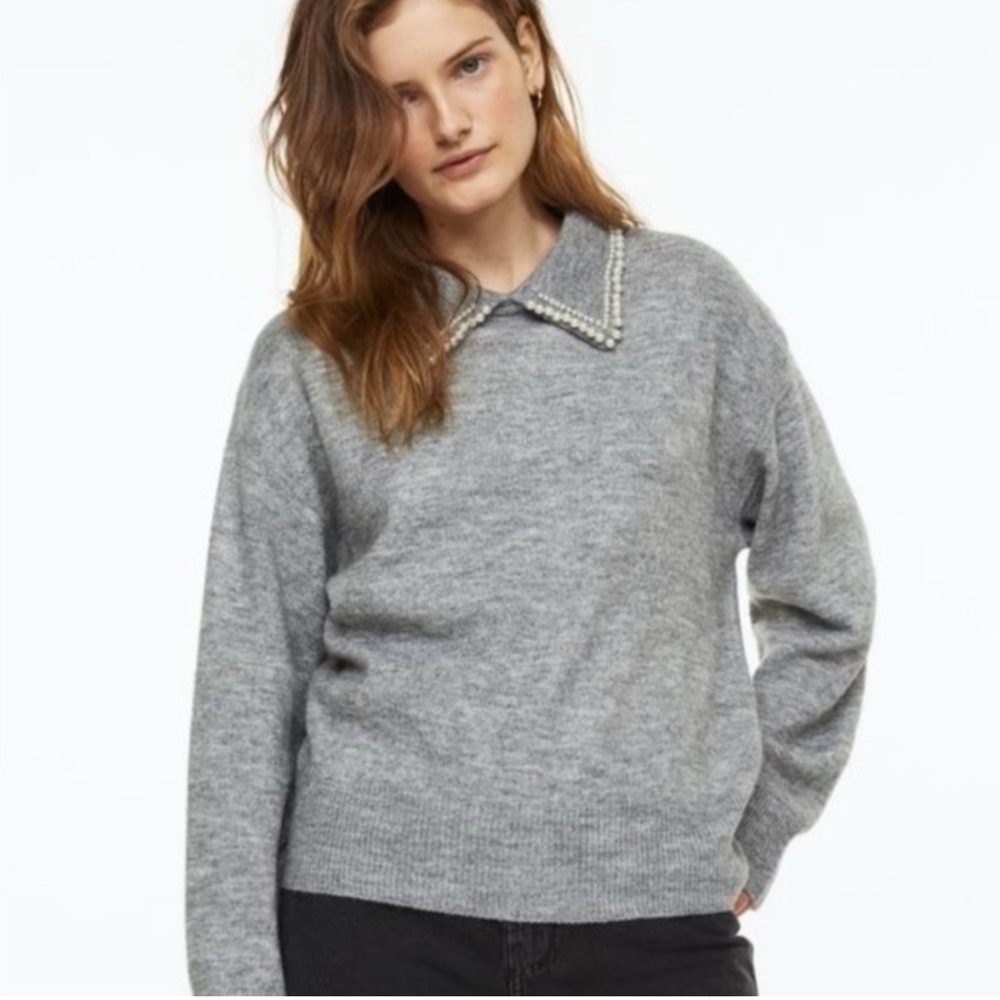 H&M Light Gray Sweater Pearl Collar size Large